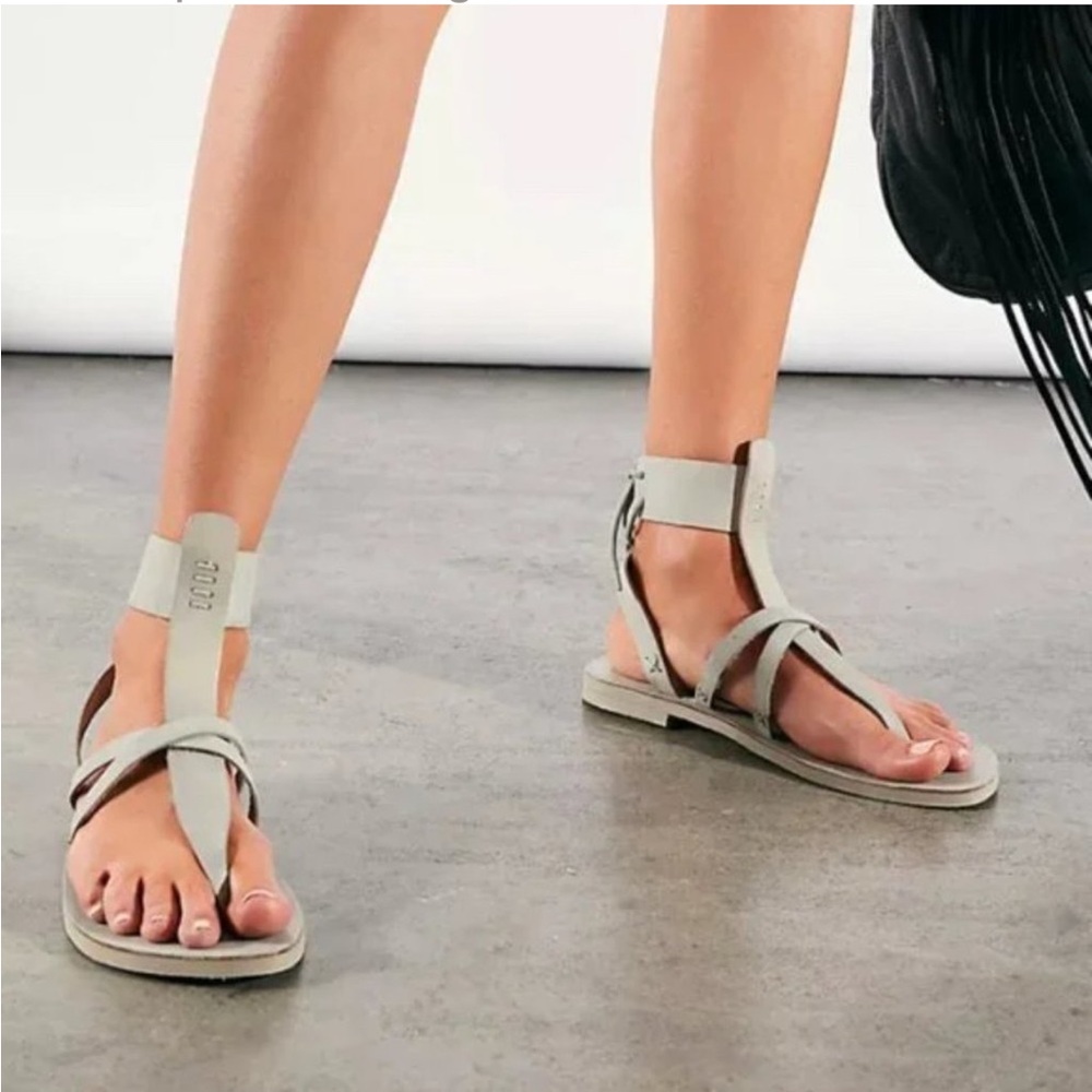 Free People Vacat Day Wrap Sandals
